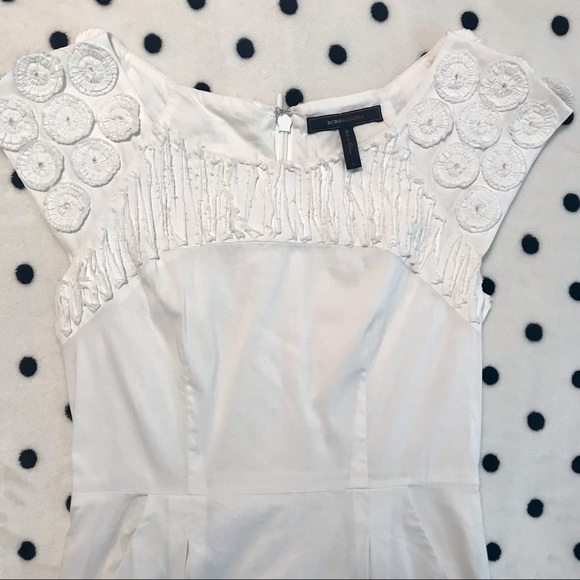 BCBGMaxAzria White Dress Size 0 - Picture 9 of 9